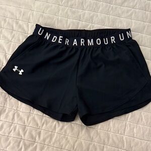 Under Armour Women's black Athletic Shorts